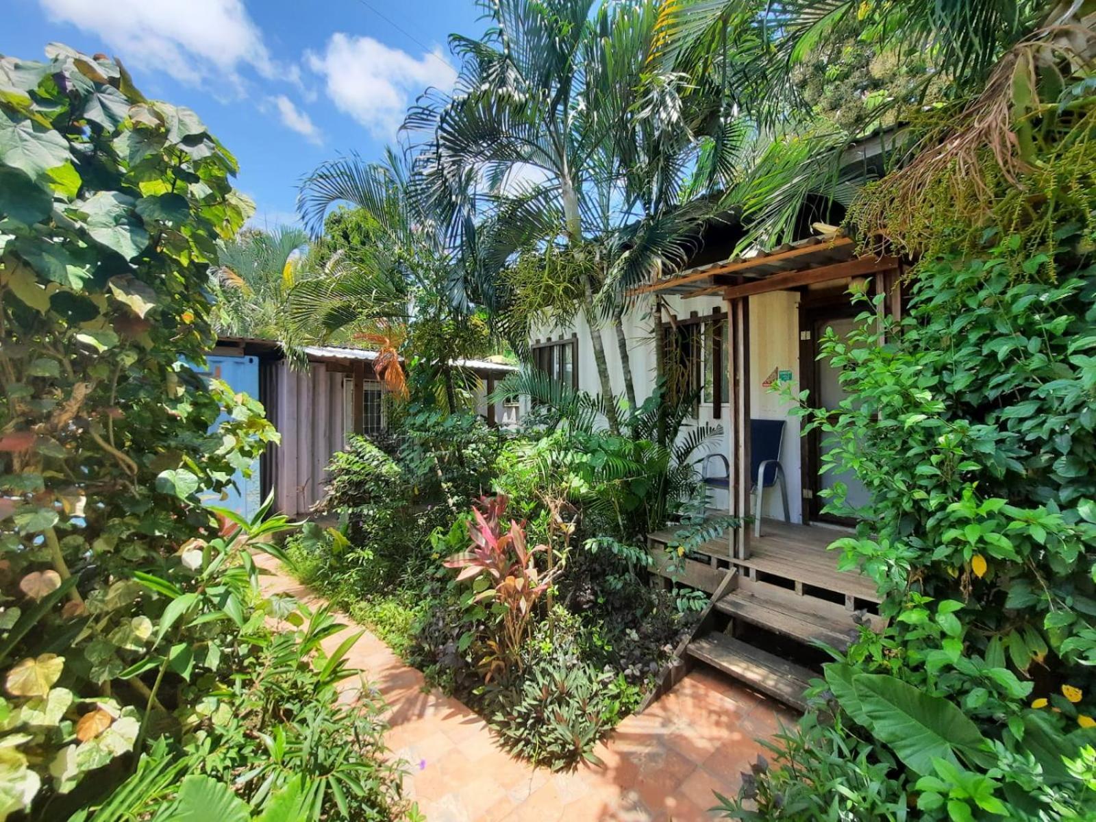 Roatan Backpackers' Hostel Sandy Bay Exteriér fotografie
