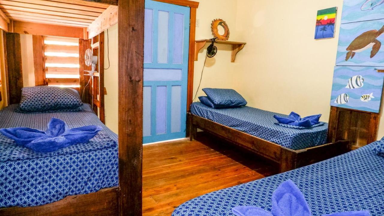 Roatan Backpackers' Hostel Sandy Bay Exteriér fotografie